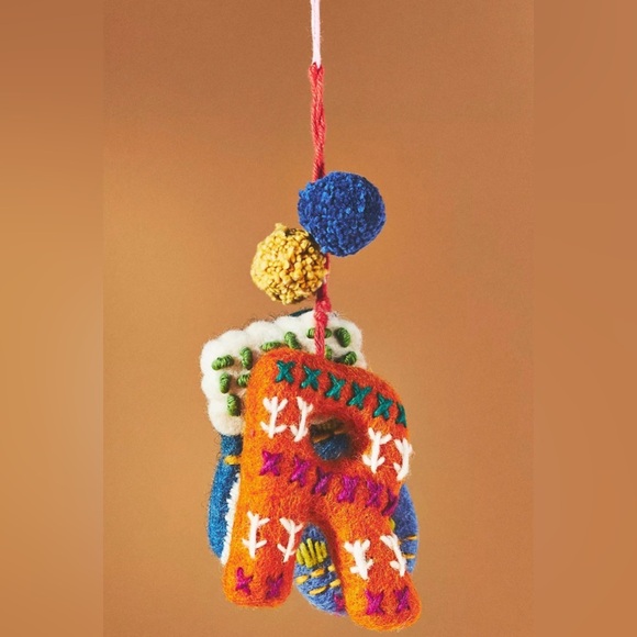 Anthropologie Other - Anthropologie Après Ski Monogram Ornament “R” Felted NWT